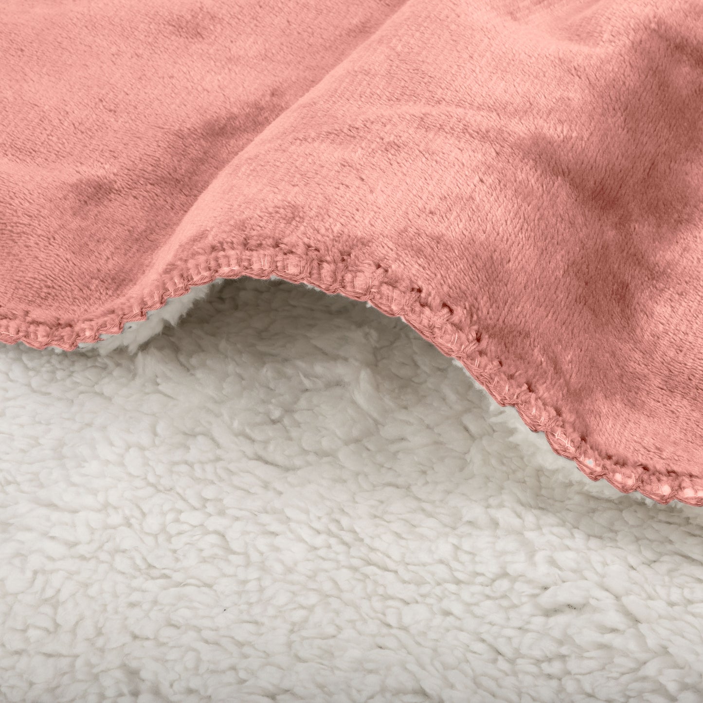 PETMAKER 30x40-Inch Waterproof Dog Blanket, Pink