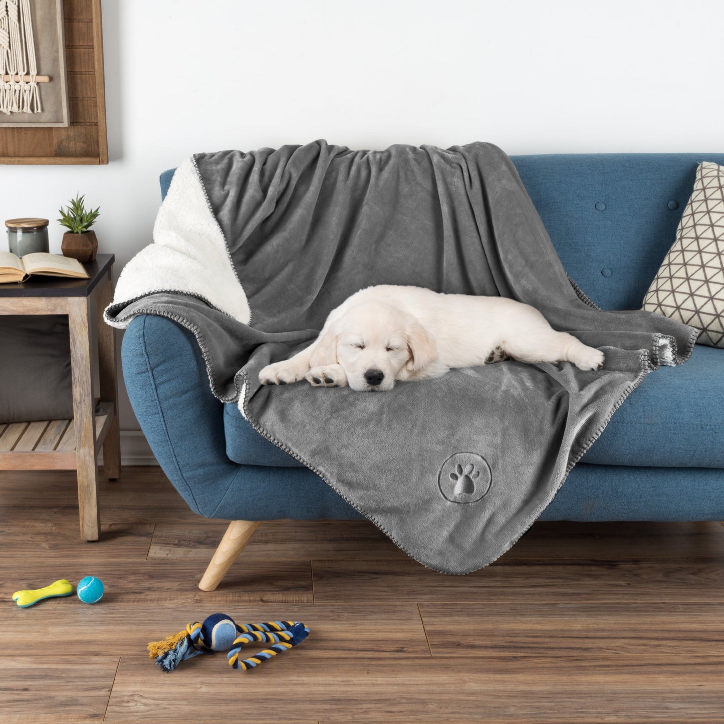 PETMAKER 50x60-Inch Waterproof Dog Blanket, Gray