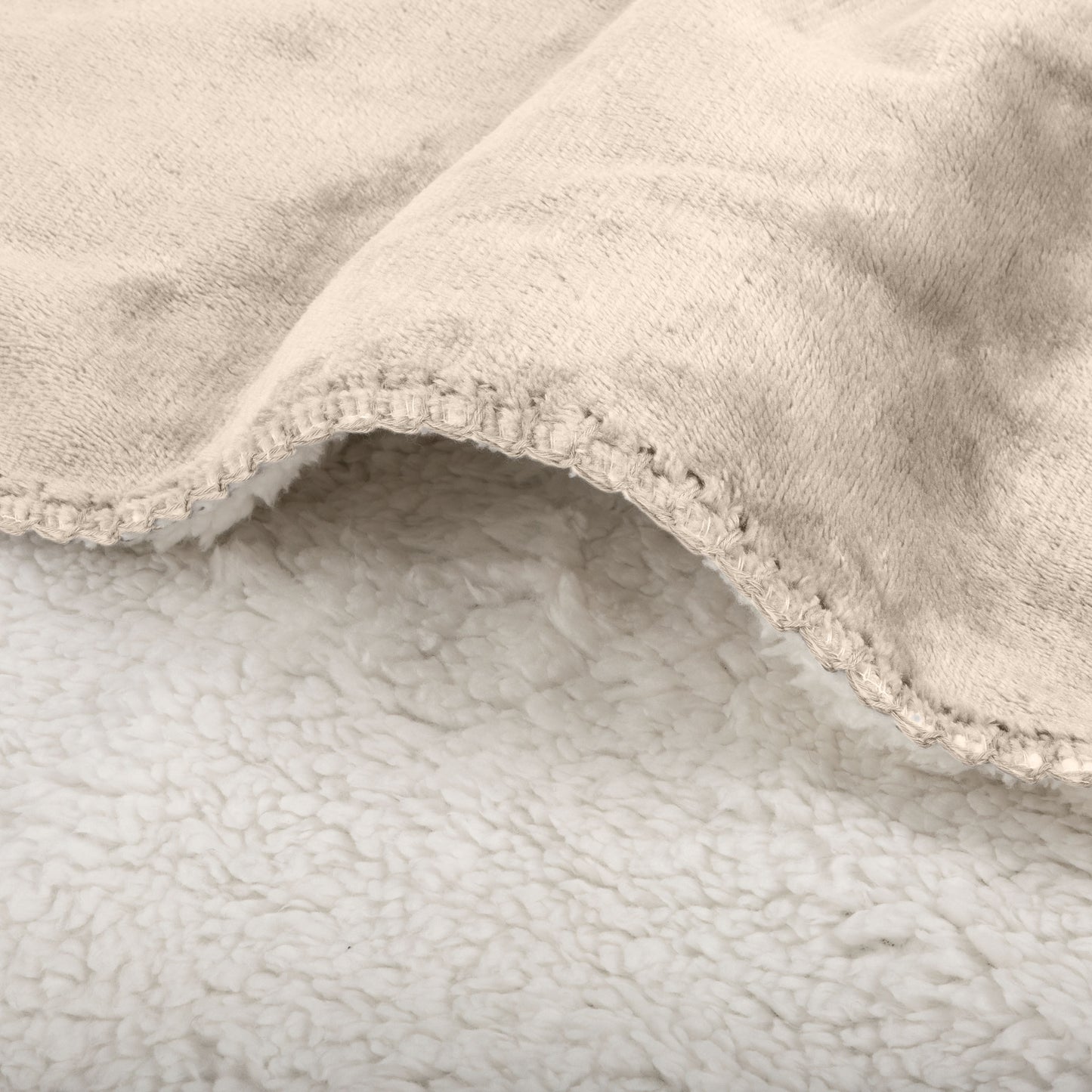 Grepow 50x60-Inch Waterproof Dog Blanket, Cream