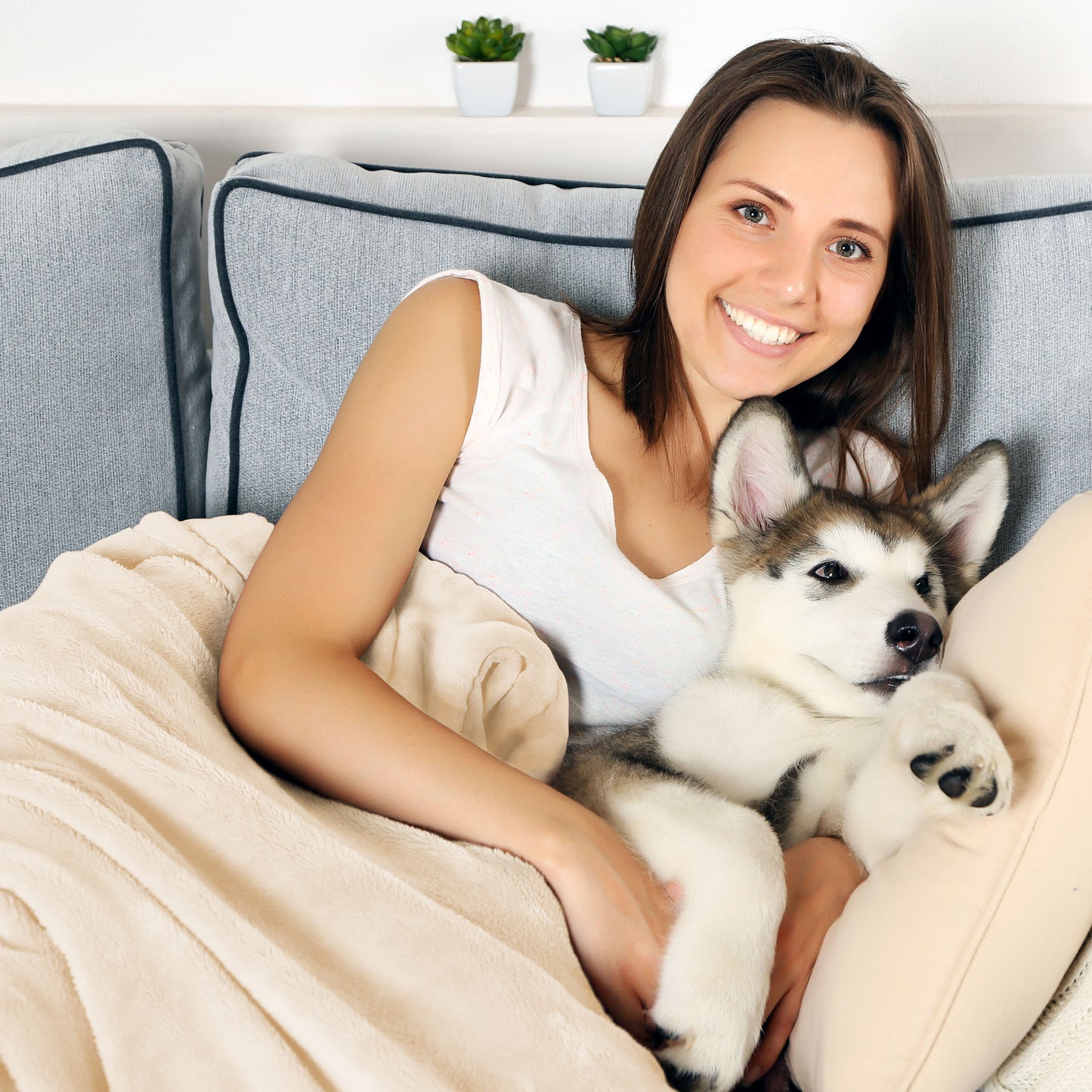 Water-Resistant Pet Blanket