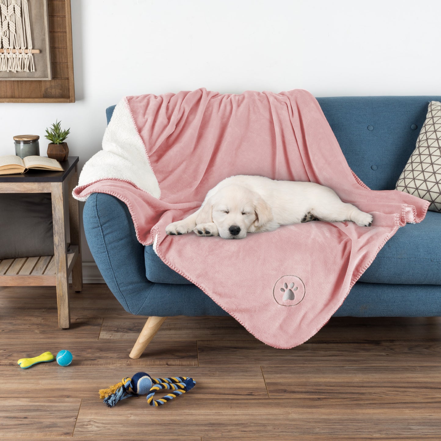 PETMAKER 50x60-Inch Waterproof Dog Blanket, Pink